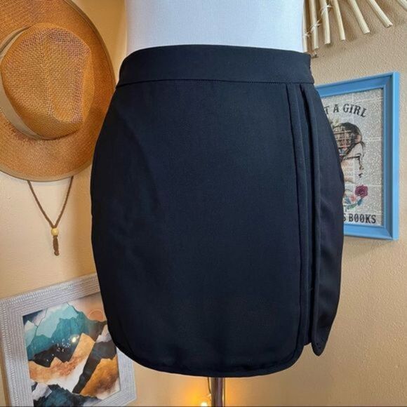 Colorblock Paris Black Mini Pencil Skirt with Faux Pockets US Sz 4 - Picture 1 of 9